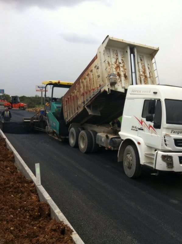 Antalya Burdur Yolu Toki Kavşağı, Akkoç Köprülü Ve Bademağacı Kavşağı İle Bucak Geçişi Toprak İşleri-Sanat Yapıları Ve Üstyapı Bsk Yapım İşi